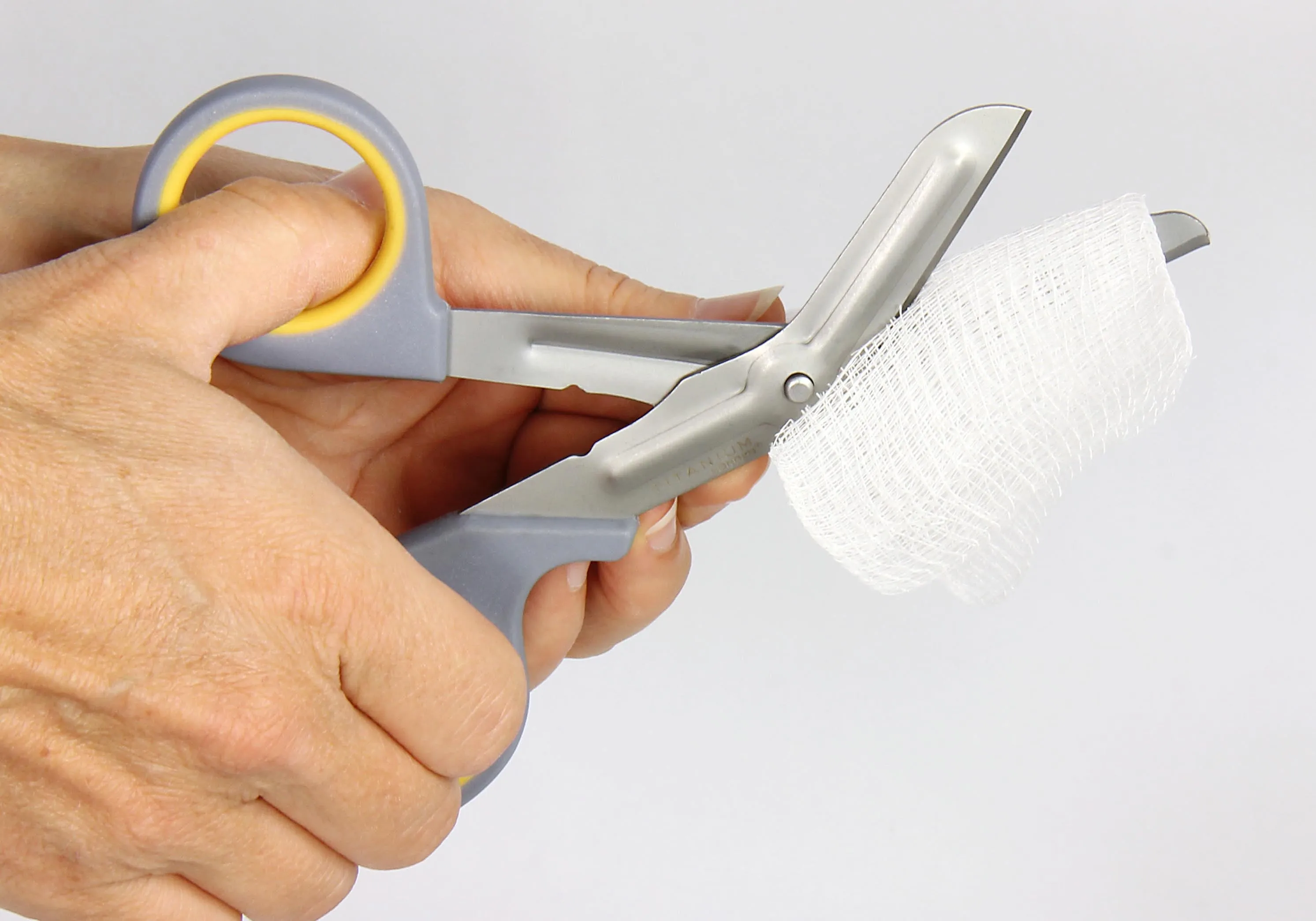 7" Titanium Bonded Bandage Shears