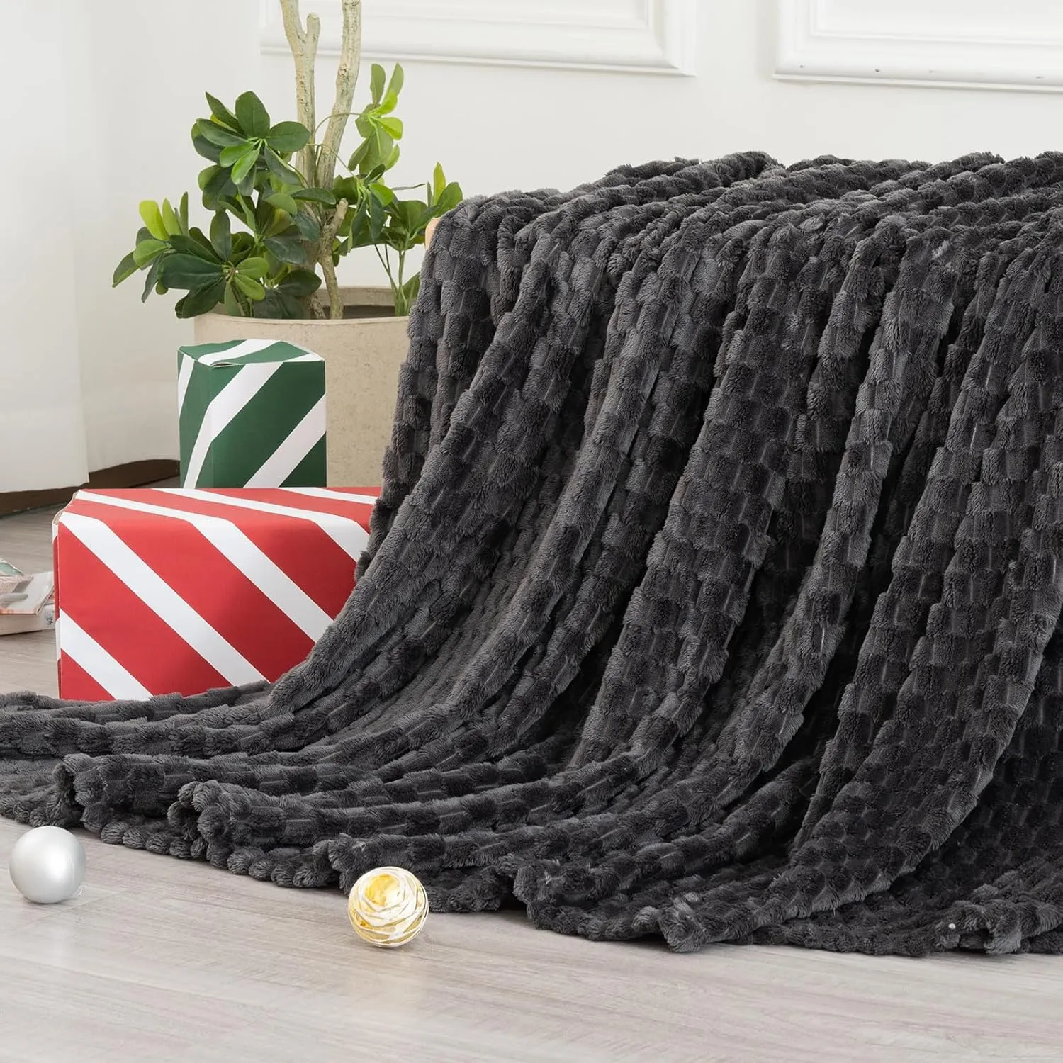 David's Home Ultra Soft Fleece Blanket Twin Size, Warm Lightweight 3D Jacquard Flannel Blanket for Fall Winter, Fluffy Cozy Luxury Plush Suitable for Bed Room Decor,66"x90", Dark Grey