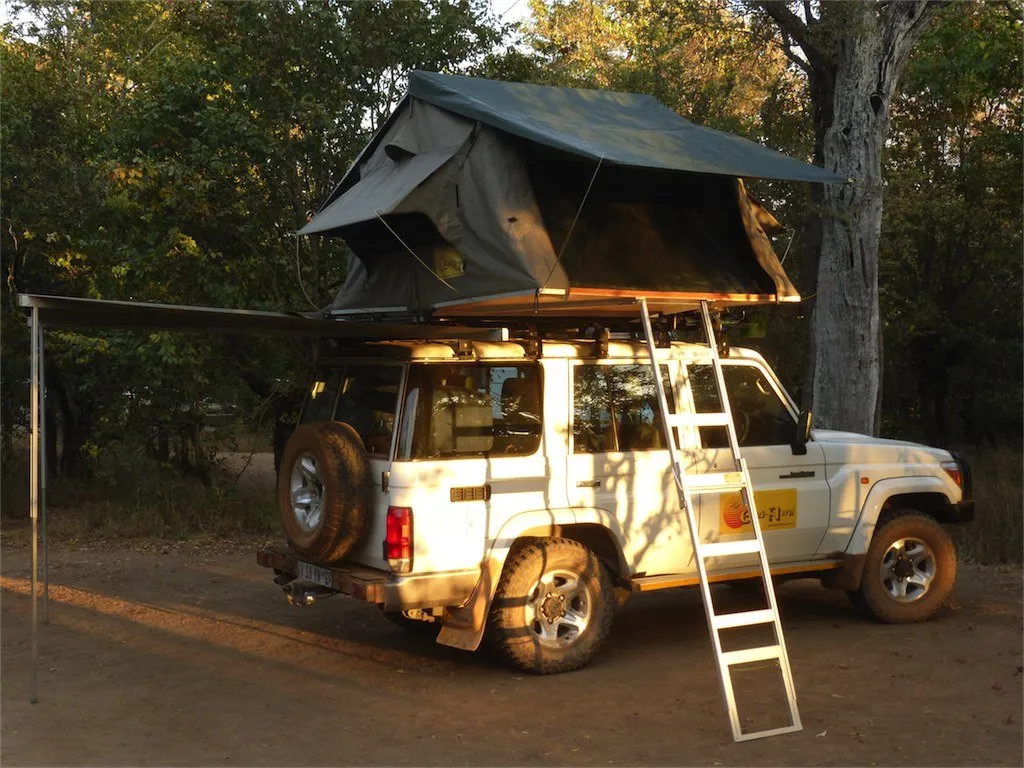 Eezi-Awn - Series 3 Roof Top Tent