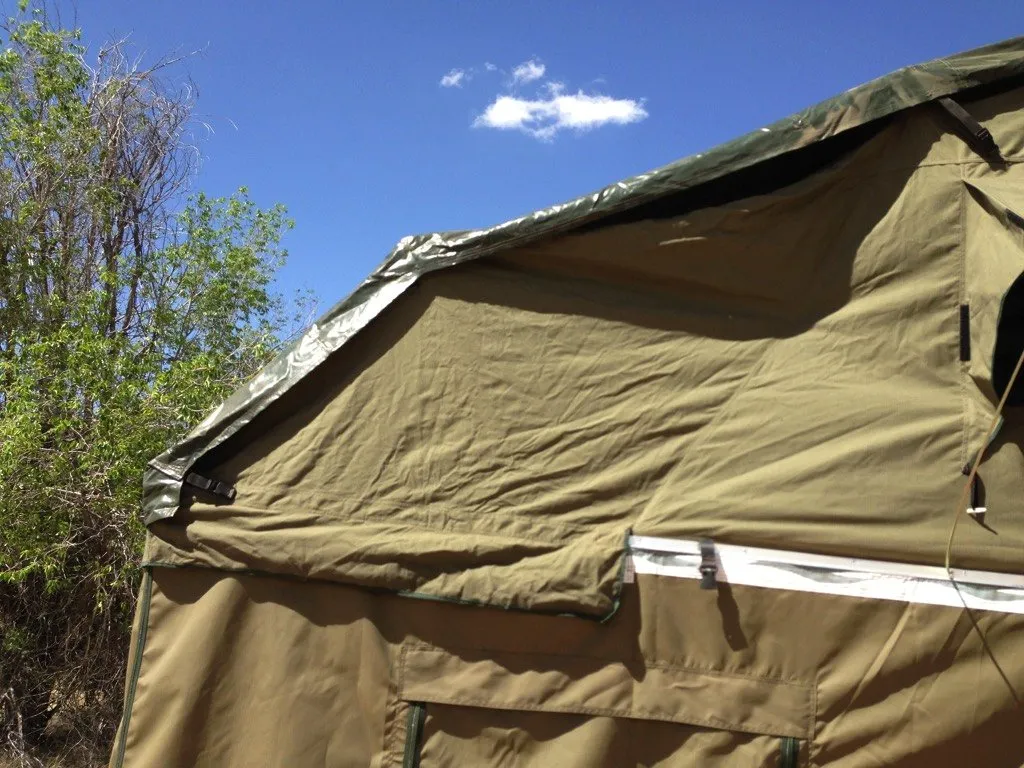 Eezi-Awn - XKLUSIV Roof Top Tent