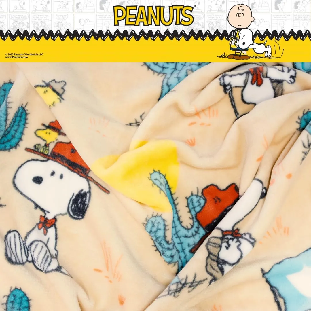 Franco Collectibles Peanuts Boy Scout Bedding Super Soft Cozy Plush Throw, 50 in x 70 in, (Officially Licensed Product)
