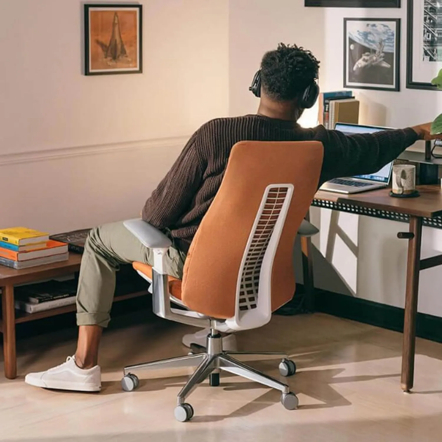 Haworth Fern Office Chair – Ergonomic and Stylish Desk Chair with Breathable Mesh Finish - with Lumbar Support (River Rock)