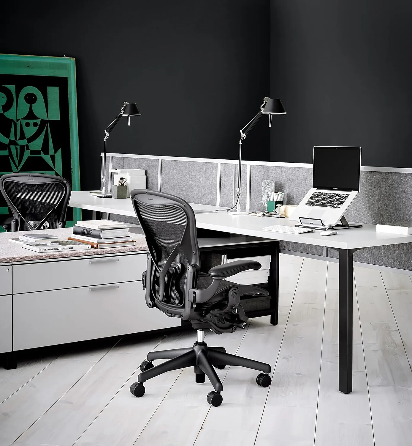 Herman Miller Classic Aeron Task Chair: Standard Tilt - Fixed Vinyl Arms - Standard Carpet Casters
