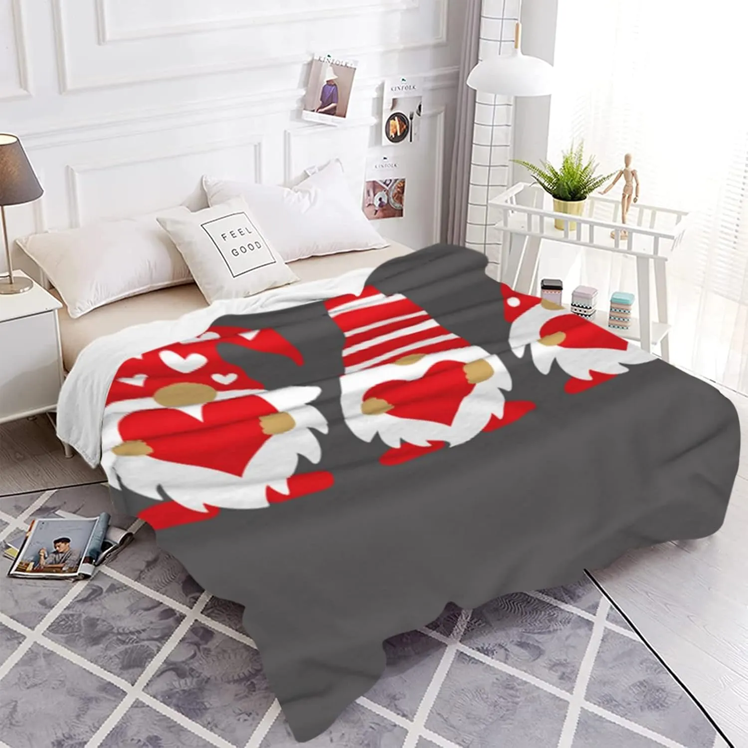 JOOCAR Flannel Throw Blanket Christmas Valentine's Day Cute Three Gnomes Love Cozy&Soft Plush Blankets for Bed Couch Living Room Sofa Chair