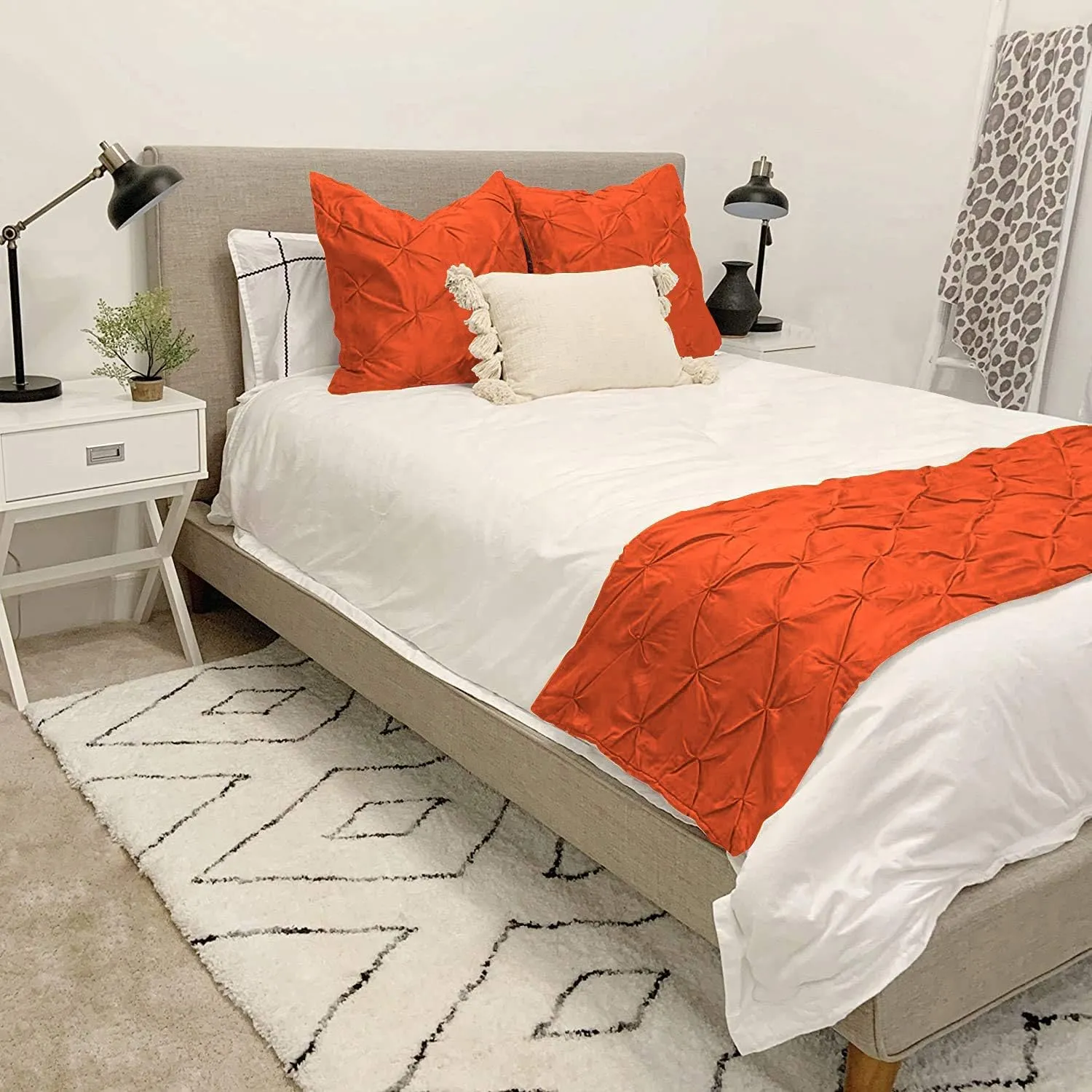 KBC Linen Bed Runner Set - 100% Cotton, 800 Thread Count, Pinch Pleated Bed Runner and Pillow Shams, Queen Size, Orange