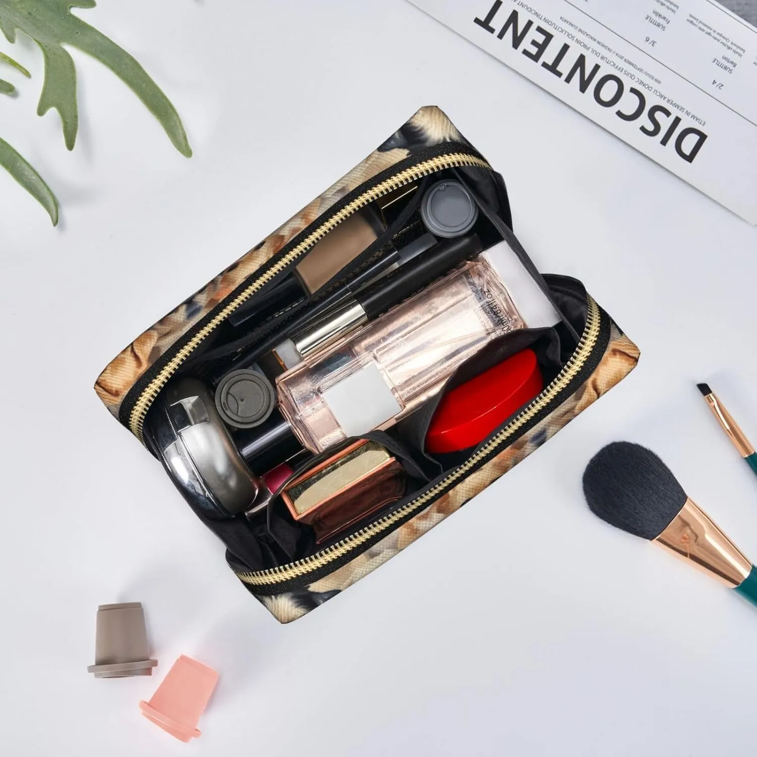 Labrador Retriever Dogs Toiletry Pouch, Travel-Friendly Makeup Organizer For Makeup Brushes, Lipsticks