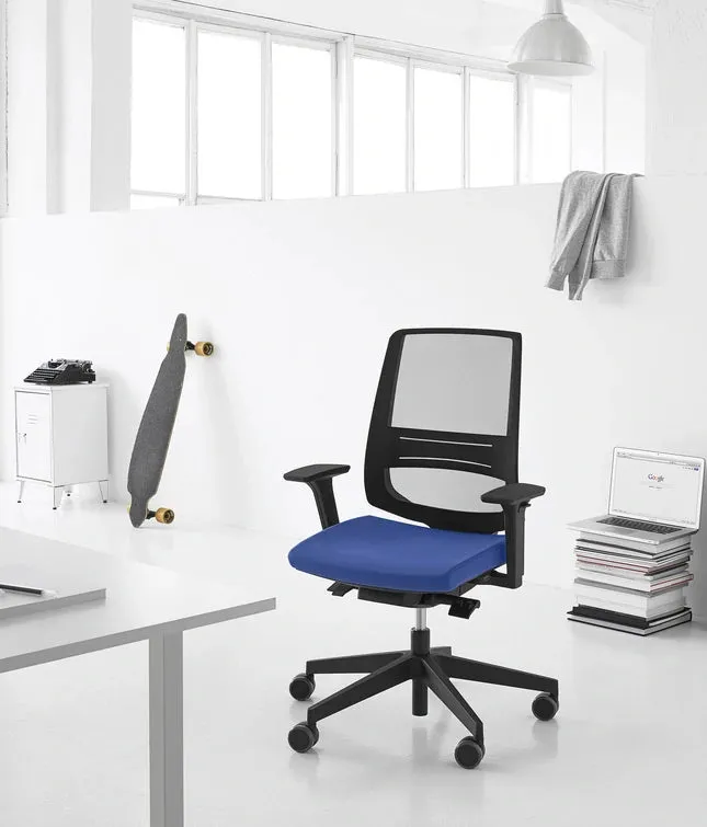 LightUp - Mesh Task Chair - Model 250