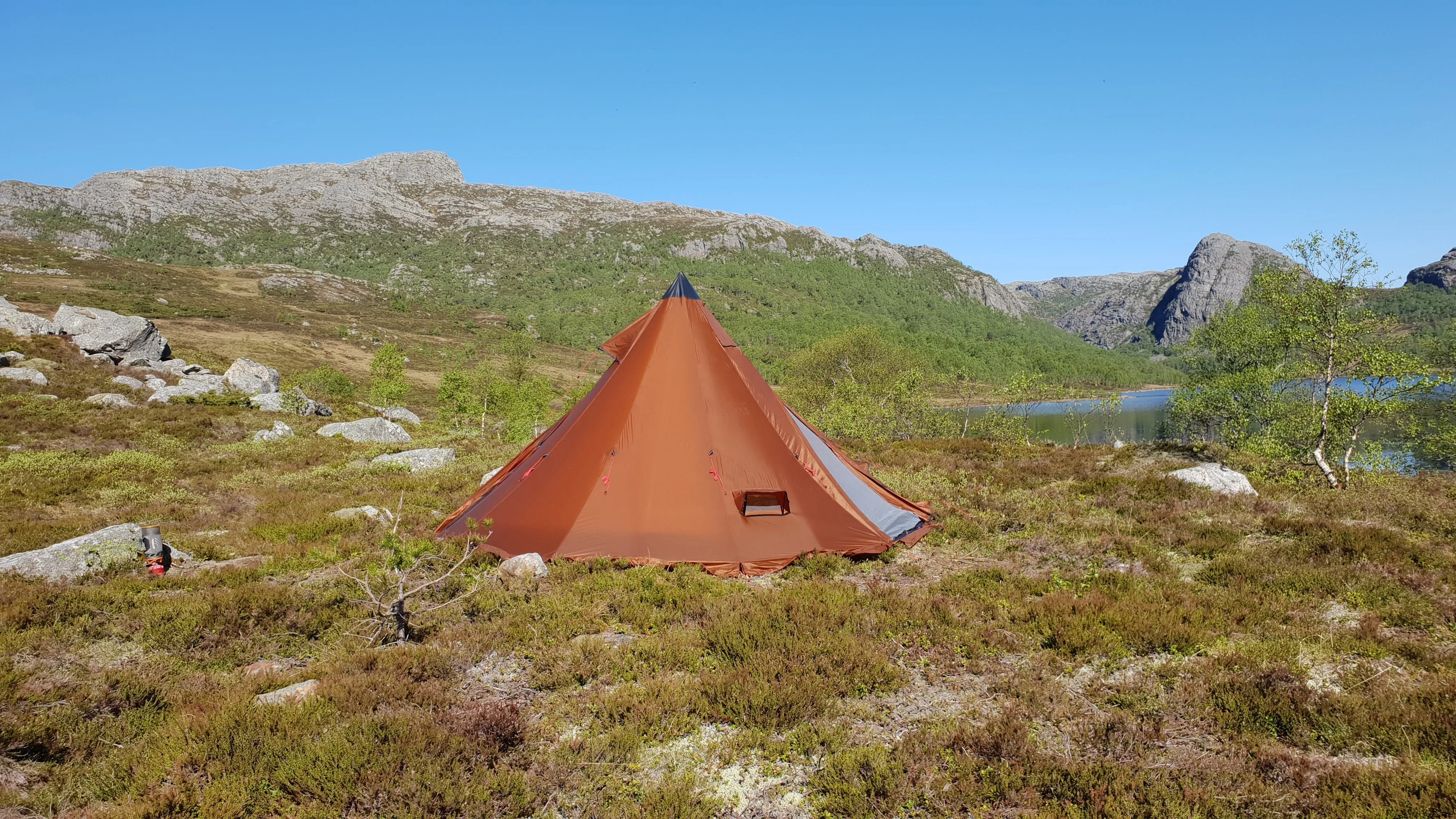 NorTent Lavvo 4 - Winter Hot Tent (Woodstove Compatible)