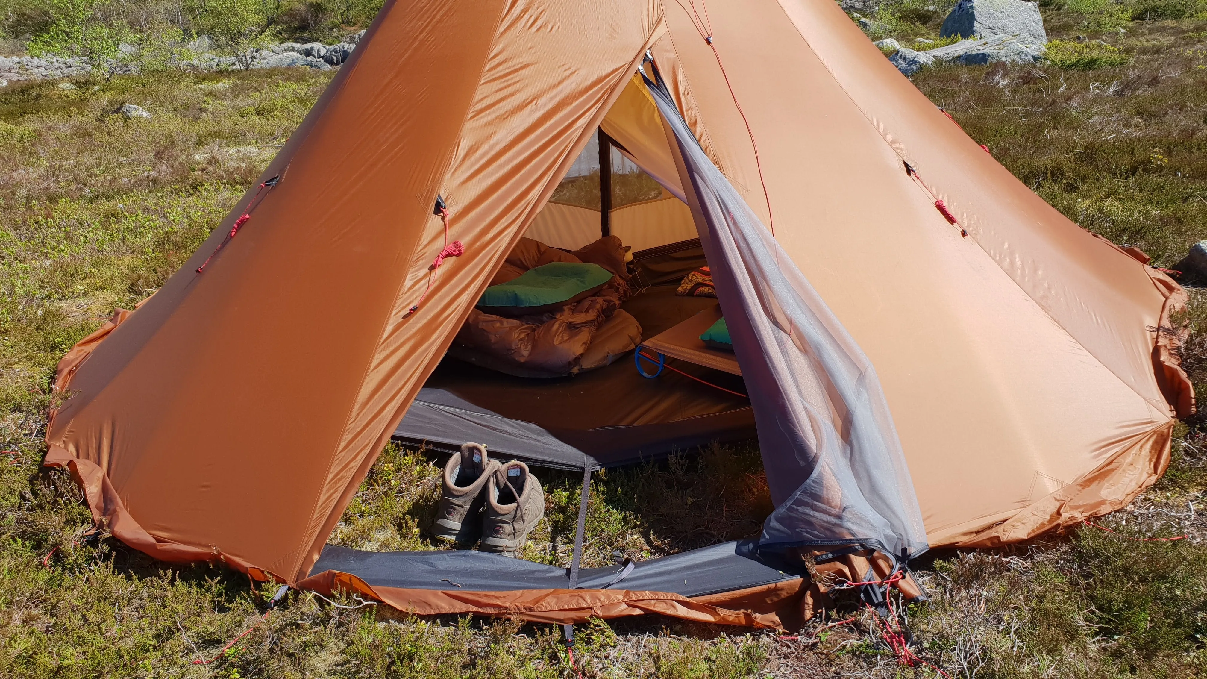 NorTent Lavvo 4 - Winter Hot Tent (Woodstove Compatible)