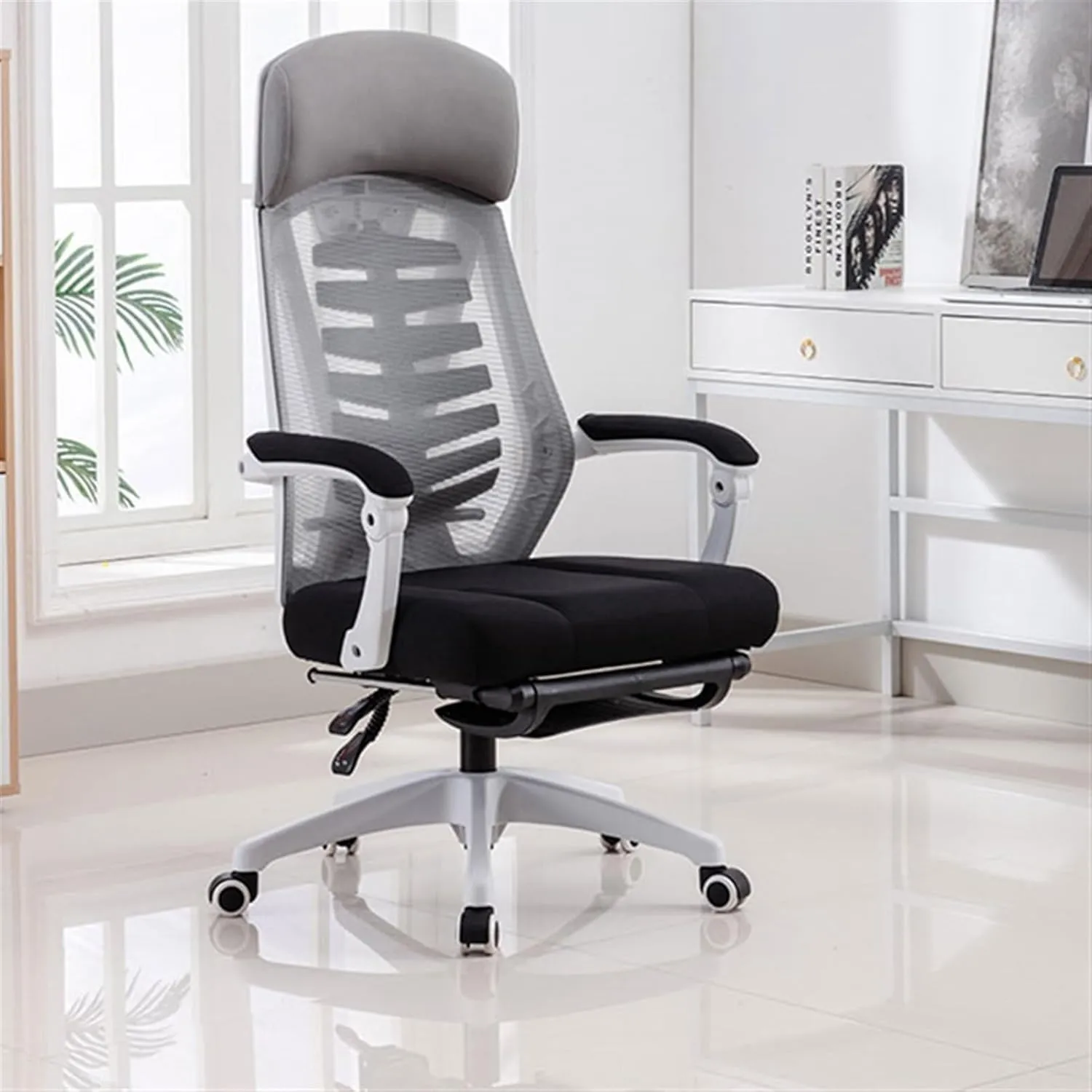 Office Chair Ergonomic Office Desk Chair, Swivel Mesh PC Chair with Headrest and Arms, Height Adjustable, Comfortable High-Back Executive Chair with Footstool Home Office Desk Chairs(A)