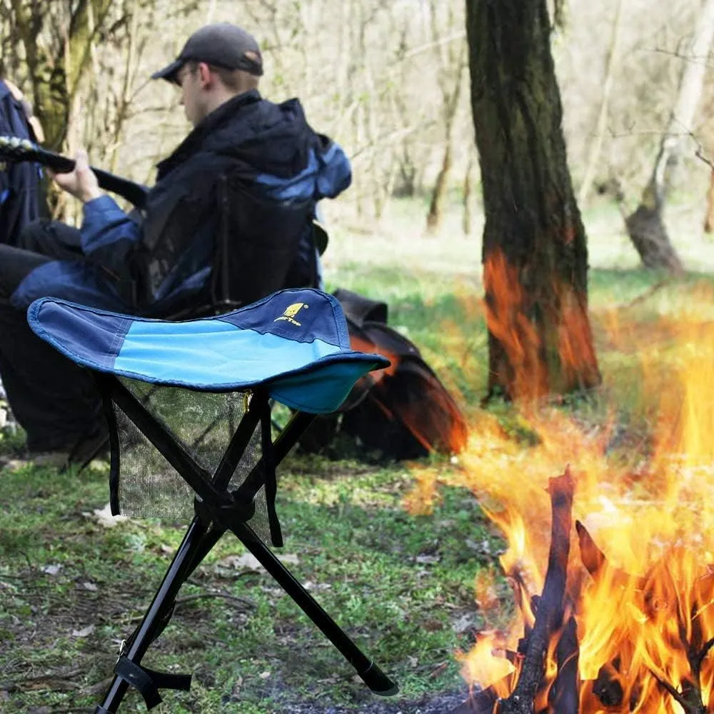 Outdoor Folding Chair Large Tripod Stool Slacker Chair with Mesh Pocket for Fishing Camping Hiking Folding (Color : Blue) (Blue)