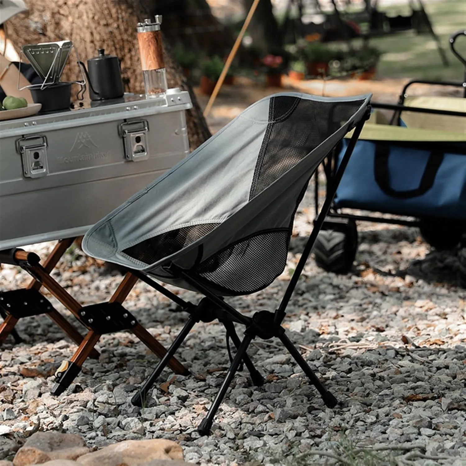Portable Stool Portable Folding Chair Can Be Stored Fishing Small Stool Painting Sketching Backrest Chair Breathable Mesh Picnic Chair Folding Stool(Black,13.8 * 12.2 * 24in)